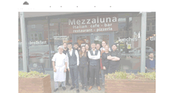 Desktop Screenshot of mezzalunarestaurant.co.uk